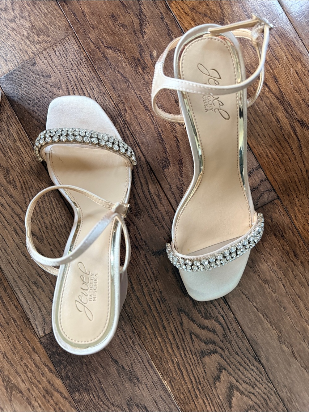 Jewel Badgley Mischka Lori Crystal Block Heel Sandals Champagne Satin Size 9 - Picture 10 of 14